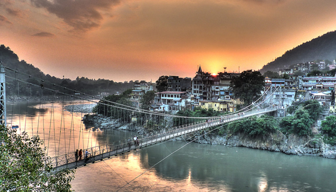 Laxman Jhulla Rishikesh – Don’t Rush, Stay calm and soak in the city !